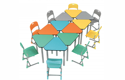 组合课桌椅